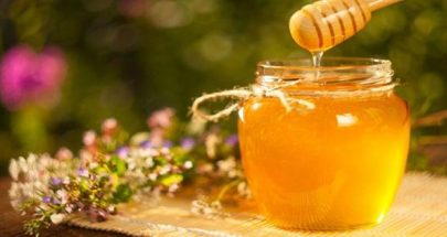 العسل الملكي لضبط مستوى السكر في الدم ونمو الشعر image