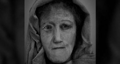 طالبة تعيد تركيب وجه أنثى من العصر الحديدي image