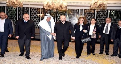 الرياشي يبحث مع رئيس مجلس ادارة تلفزيون صوت العرب والشاهد شؤونا اعلامية image
