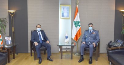 اللواء عثمان استقبل السفير الإماراتي في زيارة وداعية‎ image