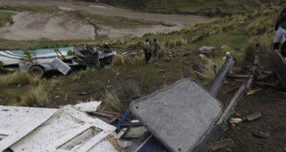 مقتل 20 شخصاً بحادث انقلاب حافلة في بيرو image