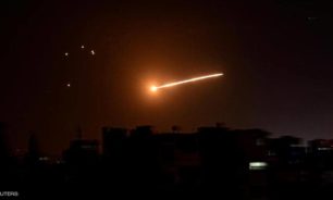 سانا: الدفاعات الجوية السورية تتصدى لأهداف اسرائيلية في حمص image