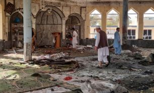 انفجار بمسجد في قندوز شمال شرق أفغانستان يوقع 50 قتيلاً و140 جريحاً image