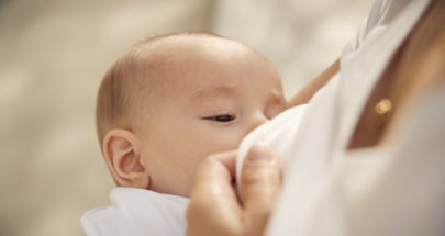 الرضاعة الطبيعية تقلل من خطر الإصابة بأمراض مهددة للحياة لدى الأمهات image