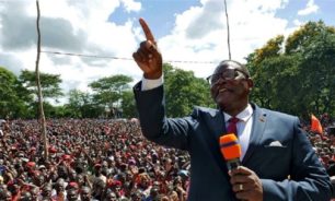 رئيس مالاوي يعين وزراء جددًا بعد فضيحة فساد image