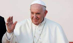 البابا فرنسيس: الأخبار الملفقة والتضليل بشأن كوفيد انتهاك لحقوق الإنسان image