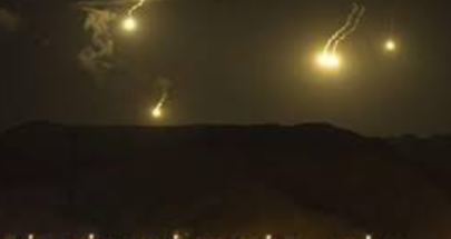 ليل مدمّر جنوبا.. صواريخ "شارون" غارات وهمية وقنابل ضوئية image
