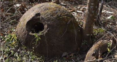 اكتشاف جرار حجرية "غامضة" عملاقة تعود إلى عام 400 قبل الميلاد image