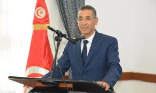 انفجار بمنزل وزير الداخلية التونسي.. وإصابة زوجته image
