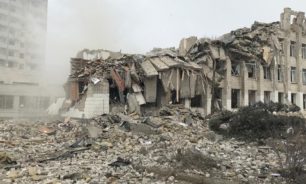 "الغارديان": قرى اوكرانية محيت من على وجه الارض image