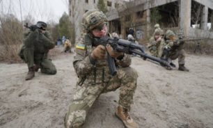 روسيا تعلن قصف مقرّ القيادة الجنوبيّة في أوكرانيا image