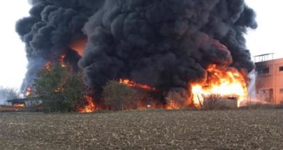 إندلاع حريق في مصنع كيماويات في تركيا ودوي انفجارات image