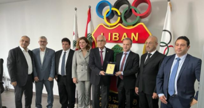 رئيس الاتحاد الدولي للشطرنج زار مقر اللجنة الأولمبية اللبنانية image
