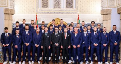 العاهل المغربي استقبل أعضاء المنتخب الوطني لكرة القدم ووشحهم بأوسمة ملكية image