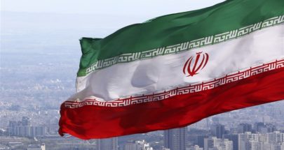 التلفزيون الإيراني: طهران قد تبيع صواريخ دفاع جوي لسوريا image