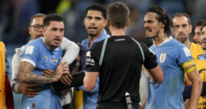 "الفيفا" يصدر عقوبات بالجملة على لاعبي أوروغواي image