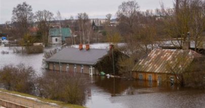 لاتفيا تشهد أسوأ فيضانات منذ عقود image