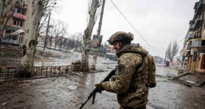 قتيل وأربعة جرحى في هجوم روسي بمسيّرة في غرب أوكرانيا image