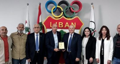 لقاء لأمين عام اللجنة الأولمبية المصرية في لبنان image