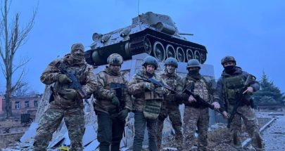 قوات"فاغنر" تعلن السيطرة على وسط باخموت وترفع العلم الروسي image