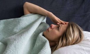 دراسة: "مخاطر صحية" تهدد النساء بسبب قلة النوم image