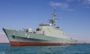 قائد إيراني: البحرية ترافق سفن البلاد التجارية إلى البحر الأحمر image