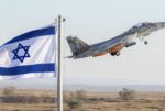 مقاتلة إسرائيلية أطلقت ثلاثة صواريخ خلال الهجوم على إيران.. مصادر ABC تكشف! image