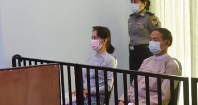 نقل أونغ سانغ سو تشي من السجن إلى منزل والمجلس العسكري يعفو عن 3300 سجين image