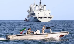 مرتبطة بـ"إسرائيل".. إيران تعمل على إطلاق سراح طاقم سفينة محتجزة image