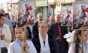 بلدة إيعات استقبلت ذخائر شفيعها مار جرجس بمسيرة صلاة وقداس image