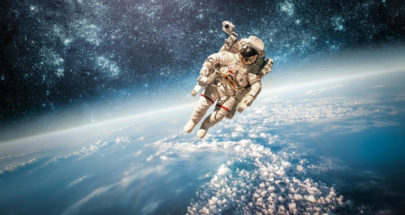 كم مدة السفر من الأرض إلى الفضاء؟ image