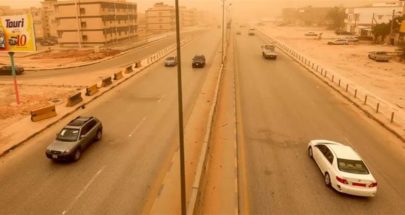 عاصفة رملية تشلّ حركة المطار في ليبيا image