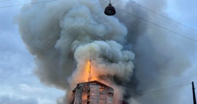 حريق ضخم في مبنى البورصة التاريخي في الدنمارك image