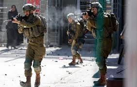 القوات الإسرائيلية تقتحم مدينة طولكرم image