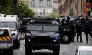 بعد اقتحم القنصلية الإيرانية.. الشرطة الفرنسية: لم نعثر على متفجرات image