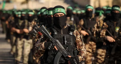 حماس تقول إنها أسرت جنودا إسرائيليين في غزة وإسرائيل تنفي image