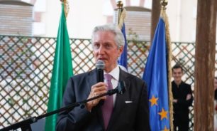 فرنسا تكلّف سفيرها السابق بالجزائر بالتحقيق حول نشاط الإخوان المسلمين image