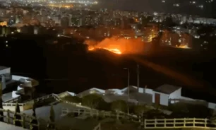 بالفيديو- حريق كبير قرب منشآت النفط في طرابلس image
