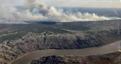 كندا: إجلاء آلاف السكان بسبب حرائق الغابات غربي البلاد image