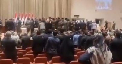 بالفيديو: عراك بين النواب في جلسة إنتخاب رئيس للبرلمان العراقي image