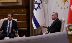 بشكلٍ نهائيّ.. تركيا توقف العلاقات التجارية مع إسرائيل والأخيرة تردّ image